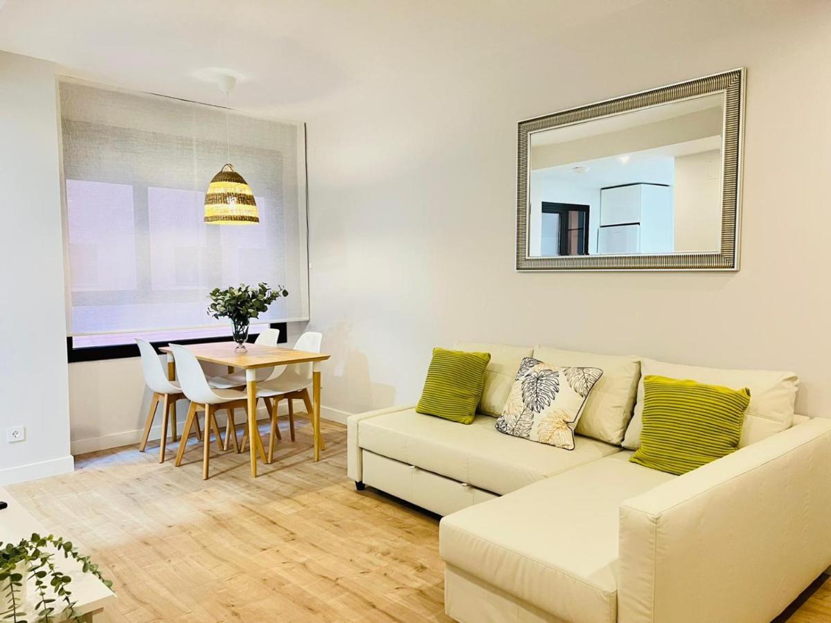 Sky Garden & Seasonal Pool Views By Ele Apartments Málaga Eksteriør bilde